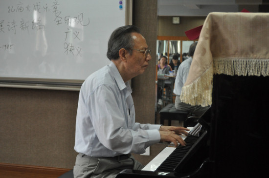 ��������ʦӦ�������й�ʥʫ���Ľ���