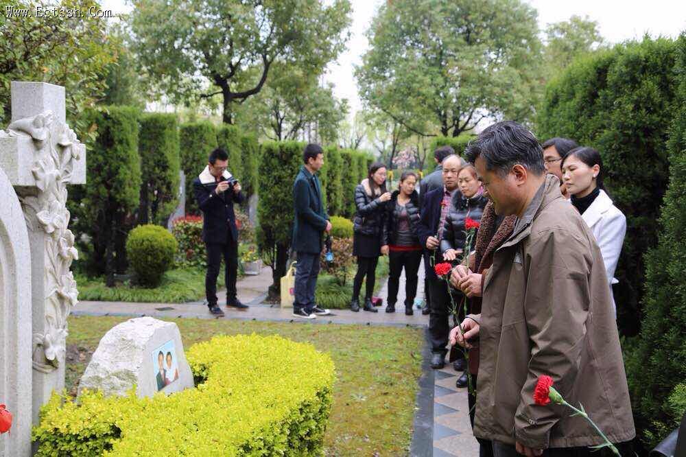 ������ѧԺʦ��Ϊ��ҫ����������ɨĹ�