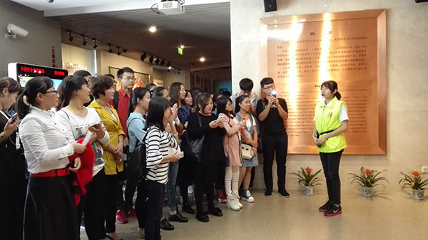 华东神学院举行新生爱国主义教育活动 华东神学院举行新生爱国主义教育活动