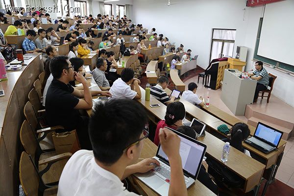 ������ѧԺ���С���ǰ�ڽ̹��������ƺ�����ר�⽲��