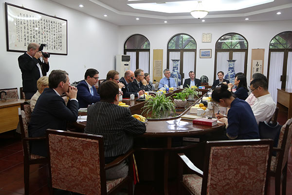 ������ѧԺ�Ӵ��¹���������������