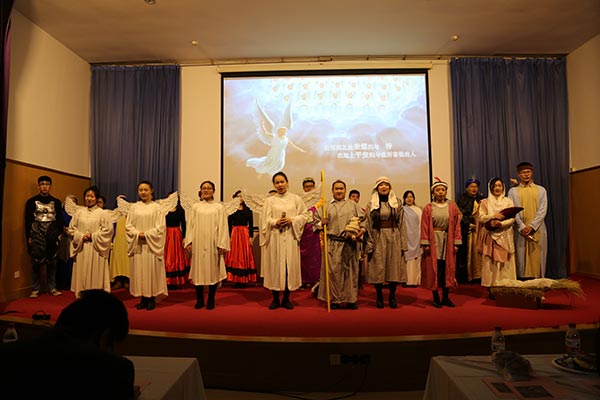 华东神学院举行2018年圣诞感恩献心圣餐礼拜 华东神学院举行2018年圣诞感恩献心圣餐礼拜