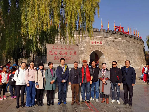 谢炳国院长带领专职教师赴山东交流学习 谢炳国院长带领专职教师赴山东交流学习