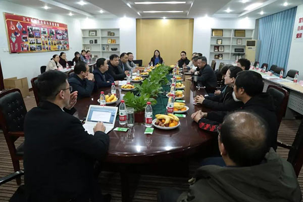 谢炳国院长带领专职教师赴山东交流学习 谢炳国院长带领专职教师赴山东交流学习