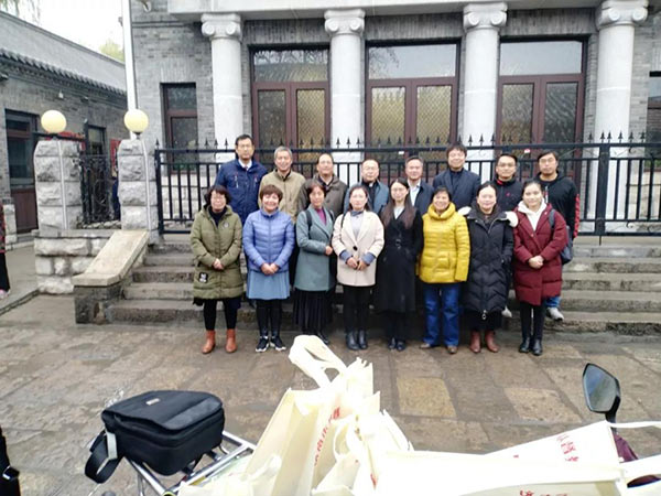 谢炳国院长带领专职教师赴山东交流学习 谢炳国院长带领专职教师赴山东交流学习