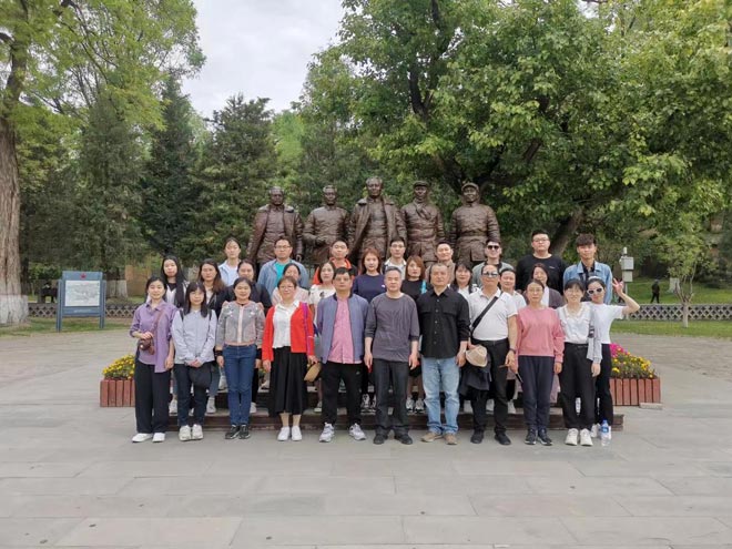 华东神学院神学本科毕业生进行爱国主义教育活动 华东神学院神学本科毕业生进行爱国主义教育活动