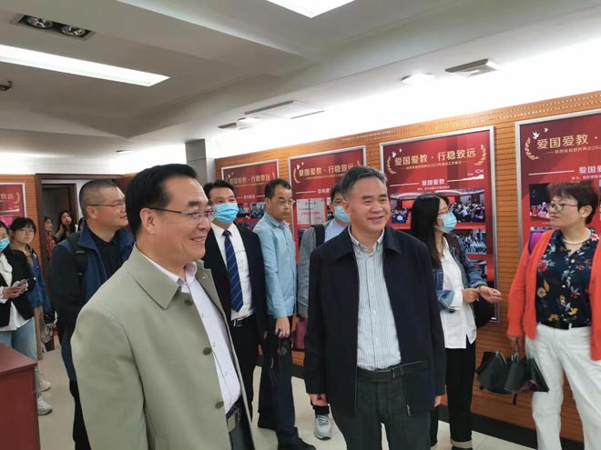 ������ѧԺ��ѧ���Ʊ�ҵ�����а�����������