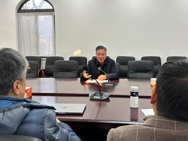 ������ѧԺ�ٿ����ս�ʦ��ְ�����